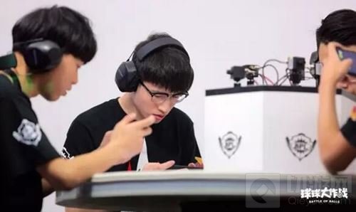 球球大作战BPL保级赛打响 你支持的战队急需鼓励