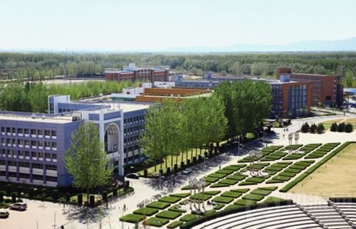 中国电竞快速发展 电竞教育需要标杆