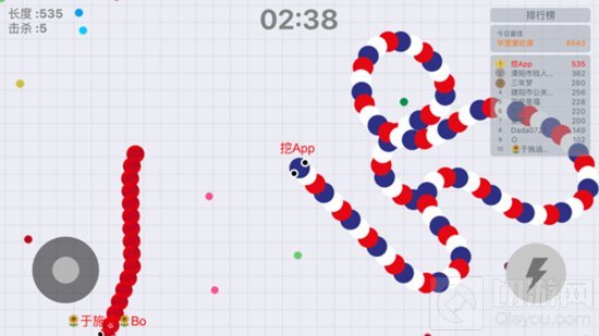 贪吃蛇大作战有多少走位技巧 游戏必备基础常识