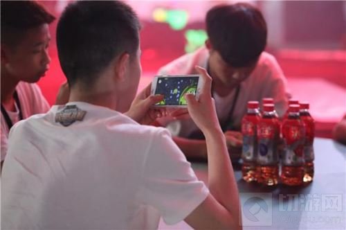 相约CJ CEST球球大作战校园总决赛陪你开启暑期狂欢