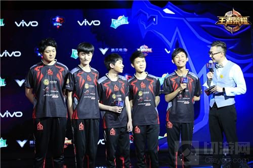 双G决战上海滩谁能捧杯 双重KPL助威活动火爆打响