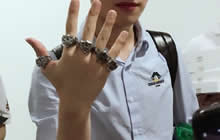 QGhappy齐晒KPL总冠军戒指 网友直呼羡慕