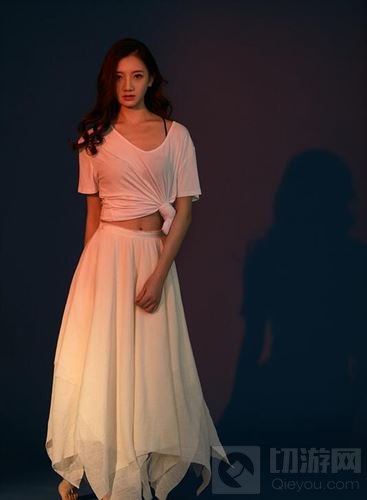 王者荣耀职业解说Gini专访 才华美貌并存的女神