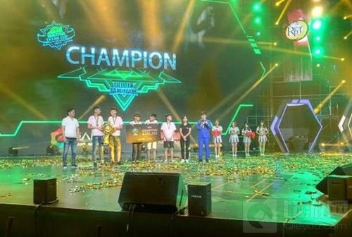 球球大作战2017塔坦杯落幕 大黑马RBT逆袭夺冠