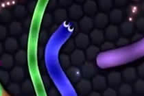 贪吃蛇大作战高手操作视频 见缝插针不会死