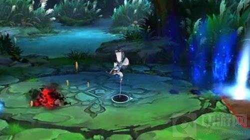 CJ回顾：手游与电竞并存 外国萌妹超性感迷人