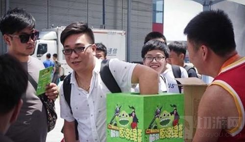 国民老公王思聪被SG热情惊呆 2017CJ现场热点事件