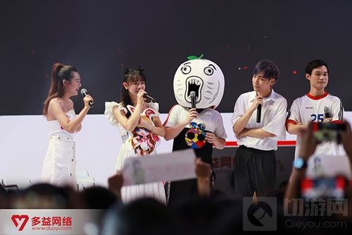 明星+电竞+二次元? Chinajoy这家展台全都有