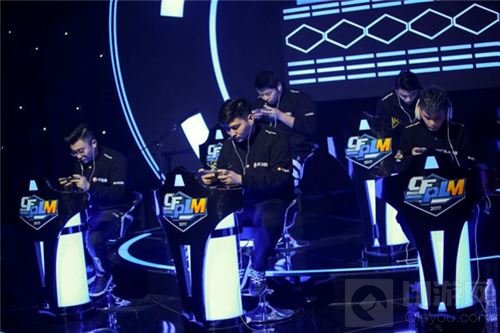 冲破异次元看CF手游与十冷2影游联动的台前幕后