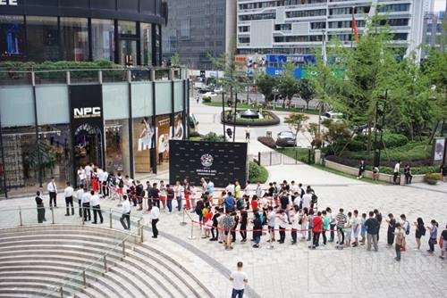 球球大作战今夏最潮单品 孙八一李大奔都在穿