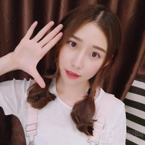 深圳电玩节明日开幕 多益网络Coser女团集结完毕