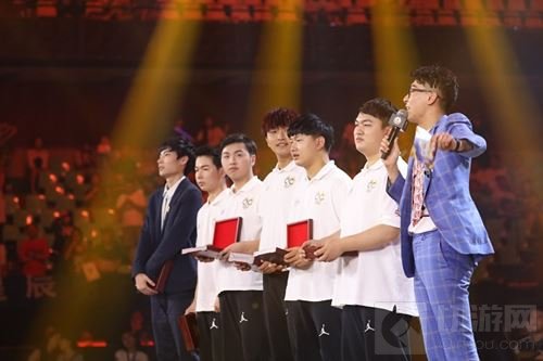 QGhappy曝光出征名单 新人加入十人大名单单全满王