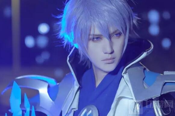 王者荣耀峡谷男子天团来袭 屏住呼吸来舔屏吧