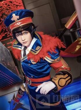 王者荣耀峡谷男子天团来袭 屏住呼吸来舔屏吧