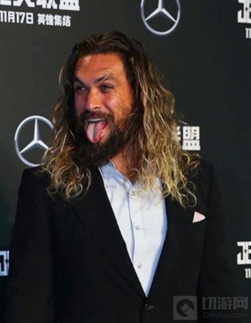 大电影首映礼群星闪耀 正义联盟超级英雄面基