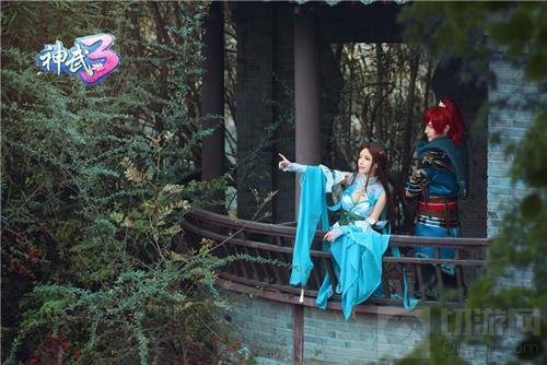 神武3凌霜月叶青峰唯美COS 共赏落樱如梦爱恋