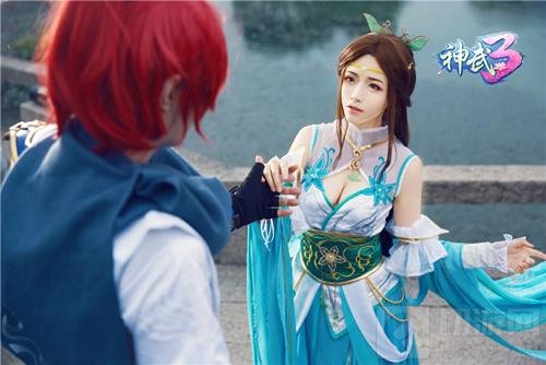 神武3凌霜月叶青峰唯美COS 共赏落樱如梦爱恋