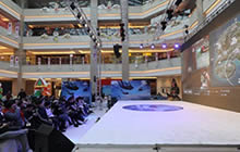 女装大佬纷纷上线 荒岛特训男玩家尽显少女心