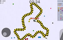 贪吃蛇大作战萌新保命手册 在大蛇中求生存