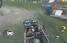 CF手游在吉普车上开火 对面还以为装甲车来了