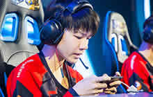 CF手游常规赛赛程过半 积分榜中游竞争残酷