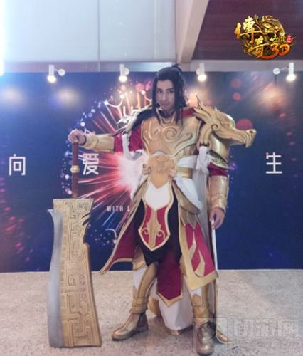 传奇世界3D亮相腾讯UP大会 3D全息投影酷炫全场