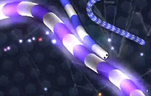 贪吃蛇大作战被包围时才能尽显王者本色