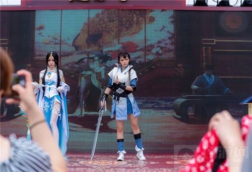 楚留香武汉江湖行 玩家热情引燃斗鱼嘉年华