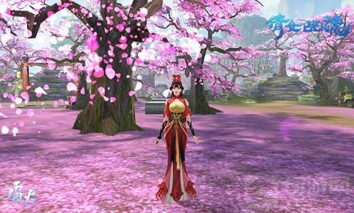 一袭红衣倾城 绝美coser演绎倩女手游的故事