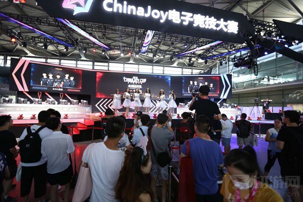 第十六届ChinaJoy决赛日官方电竞赛精彩回顾