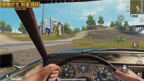 绝地求生刺激战场第一人称和第三人称的优劣势