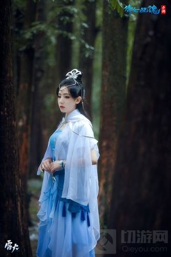 软萌惹人怜惜 绝美coser演绎倩女手游时装故事