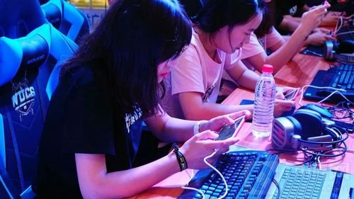 对话WUCG女子队 了解女子电竞背后的动人故事