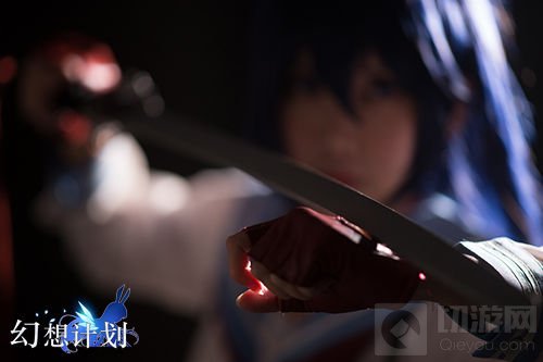 《幻想计划》霜COS图片赏：校服太刀的成长史