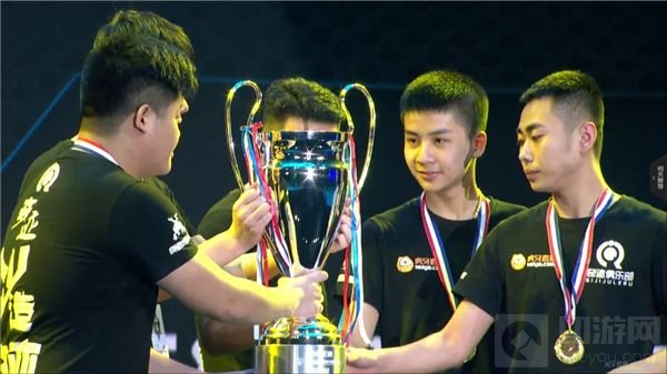 CFM：梦回S4总决赛奇迹再度登顶拿下NEST冠军