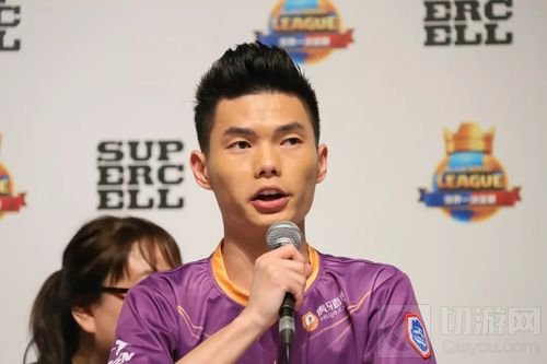 CRL冠军战队NOVA赛后采访:冠军早该属于中国