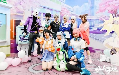 钟馗手办首曝光 《非人学园》元旦线下展会回顾