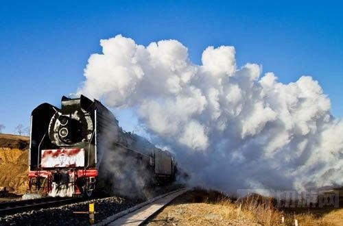 乘坐《迷室》蒸汽机车 开启隐秘离奇的解谜之旅