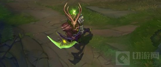 人马是一位有着高移速的英雄