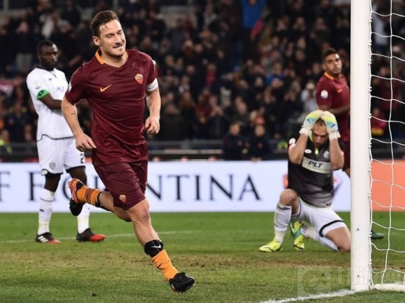 绿茵双王集结 实况王者集结联动狮王卡恩和狼王托蒂