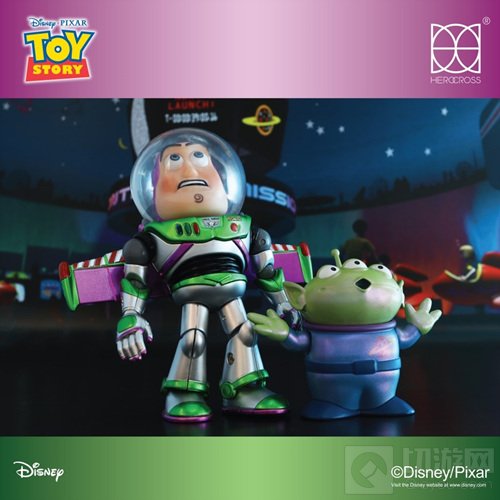 HEROCROSS世英联文化创意有限公司 CJTS潮流艺术玩具展亮相