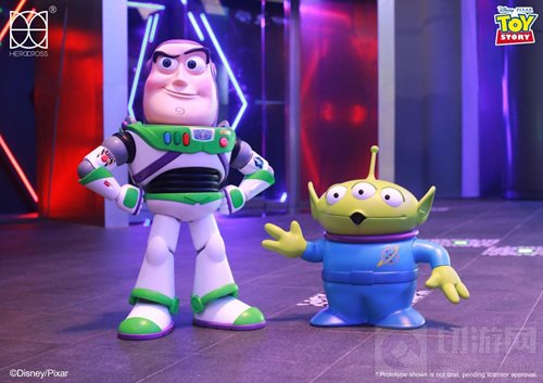 HEROCROSS世英联文化创意有限公司 CJTS潮流艺术玩具展亮相