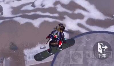 和平精英水泥厂大圆柱上去方法 水泥厂怎么上去