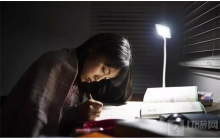 哈利波特&ldquo;一块屏&rdquo;：让未出过县城的她们，考进了北大