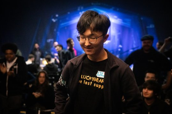 虽败犹荣 卡普空杯《街头霸王》中国选手Zhen夺得亚军